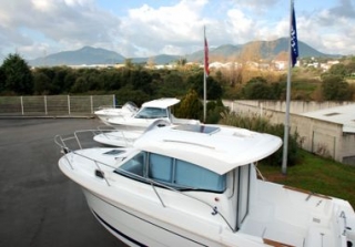  Renta de barcos y servicios náuticos en Córcega 